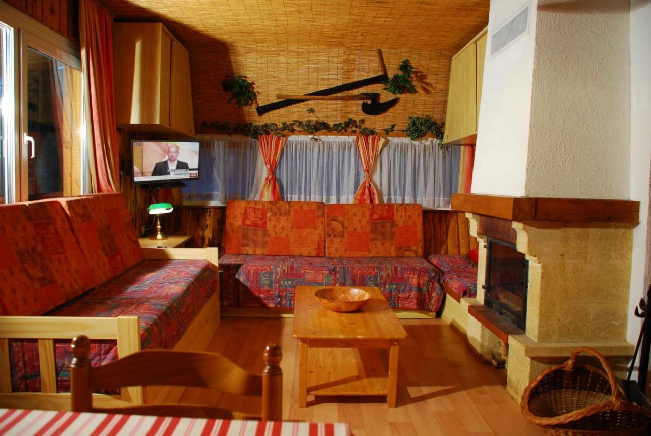 Chalets Des Trois Hetres Plombières-les-Bains Dış mekan fotoğraf
